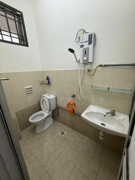 Bukit Indah untuk Untuk Disewa - RM 2,400 /bulan, Mac 2026 - Bathroom - PropertyGuru.com.my