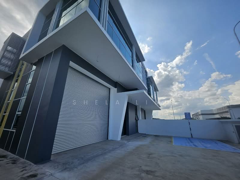 Cluster Factory for Rent in Ulu Tiram (Johor) - Shela Lim - Exterior - PropertyGuru.com.my
