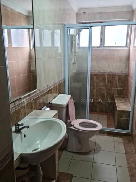 Condominium for Sale at Villa Wangsamas - Harun Osman - Bathroom - PropertyGuru.com.my