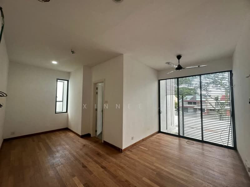 Triple Storey Bungalow York Residence untuk Untuk Dijual - RM 5,000,000, Mac 2026 - Living Room - PropertyGuru.com.my