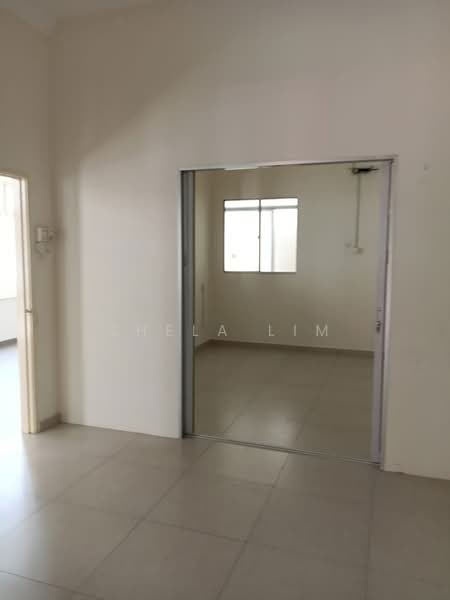 Shop / Office for Rent in Taman Impian Emas (Skudai) - Shela Lim - Interior - PropertyGuru.com.my