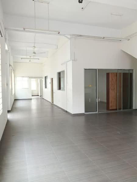 Shop / Office for Rent in Taman Impian Emas (Skudai) - Shela Lim - Interior - PropertyGuru.com.my