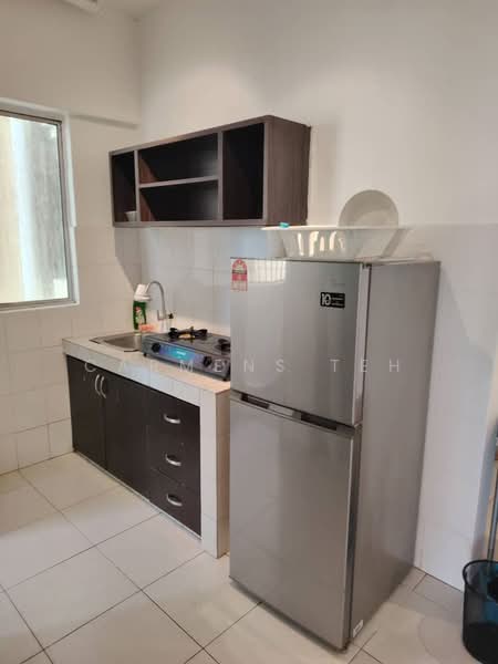 Service Residence for Sale at The Academia @ South City Plaza - Carmens Teh - Kitchen - PropertyGuru.com.my