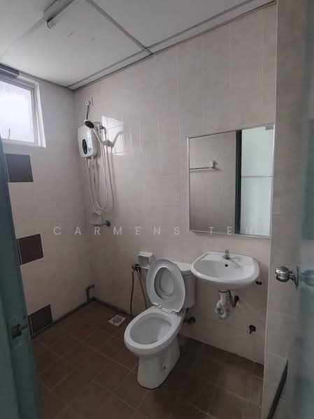 Service Residence for Sale at The Academia @ South City Plaza - Carmens Teh - Bathroom - PropertyGuru.com.my