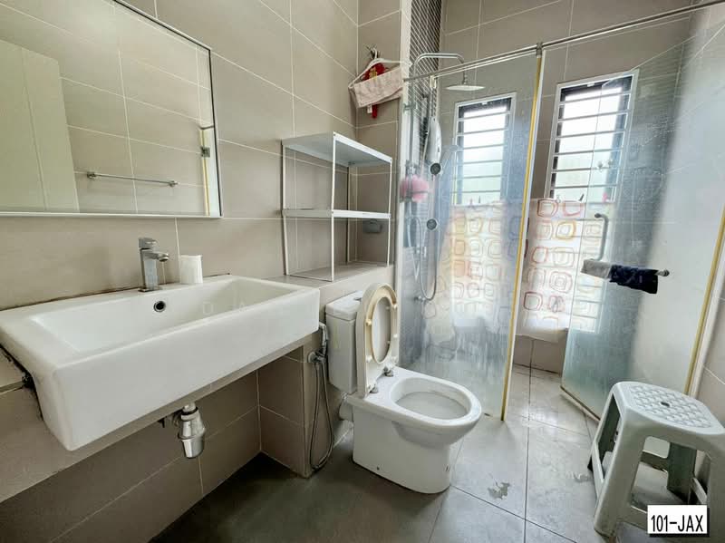 2-storey Terraced House for Sale in Bandar Bukit Raja (Klang) - Daniel Kok - Bathroom - PropertyGuru.com.my