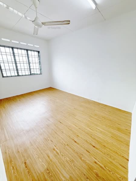 Taman Cahaya Masai untuk Untuk Dijual - RM 320,000, Mac 2026 - Interior - PropertyGuru.com.my