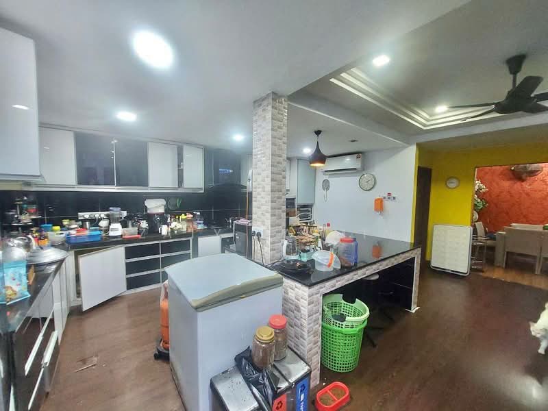 Bungalow for Sale in Ampang Jaya (Ampang) - Zaty Jasmin - Kitchen - PropertyGuru.com.my