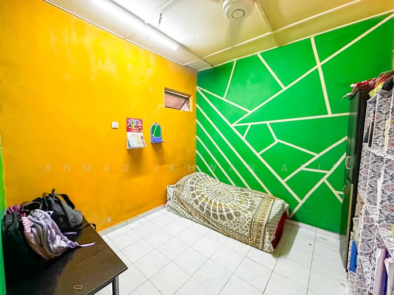 Taman Mawar Bandar Kinrara untuk Untuk Dijual - RM 449,000, Mac 2026 - Bedroom - PropertyGuru.com.my