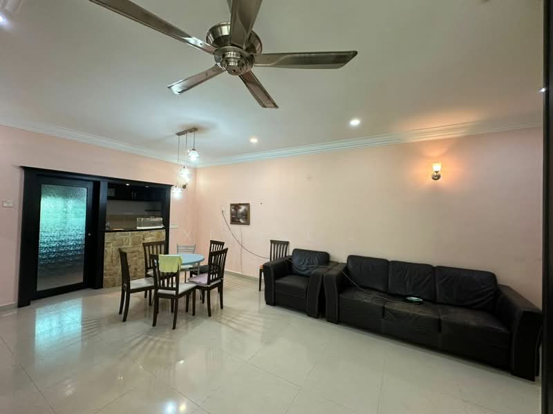 Semi-Detached House for Sale in Taman Sungai Ara (Sungai Ara) - Xinnee . - Living Room - PropertyGuru.com.my