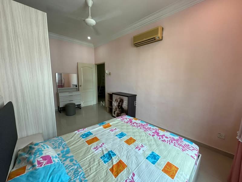 Semi-Detached House for Sale in Taman Sungai Ara (Sungai Ara) - Xinnee . - Bedroom - PropertyGuru.com.my