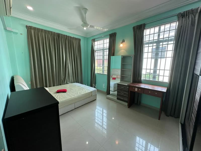 Semi-Detached House for Sale in Taman Sungai Ara (Sungai Ara) - Xinnee . - Bedroom - PropertyGuru.com.my