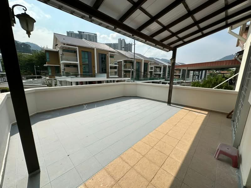Semi-Detached House for Sale in Taman Sungai Ara (Sungai Ara) - Xinnee . - Balcony - PropertyGuru.com.my