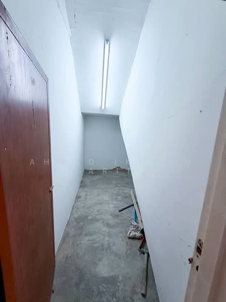 Taman Pinggiran Senawang untuk Untuk Dijual - RM 330,000, Mac 2026 - Interior - PropertyGuru.com.my