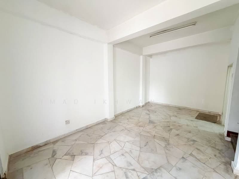 Taman Pinggiran Senawang untuk Untuk Dijual - RM 330,000, Mac 2026 - Interior - PropertyGuru.com.my