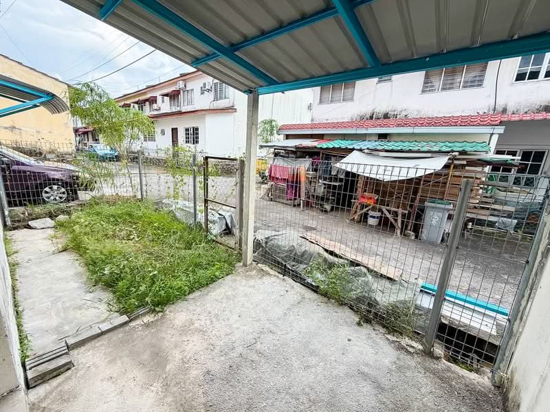 Taman Pinggiran Senawang untuk Untuk Dijual - RM 330,000, Mac 2026 - Exterior - PropertyGuru.com.my