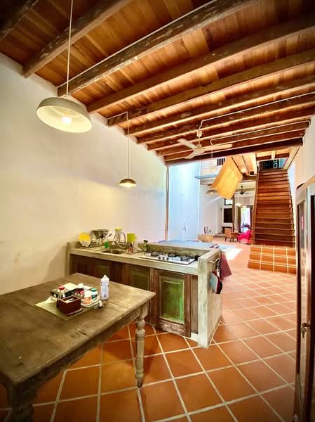 Heritage Shophouse on Toh Aka Lane in George Town untuk Untuk Dijual - RM 2,680,000, Mac 2026 - Kitchen - PropertyGuru.com.my
