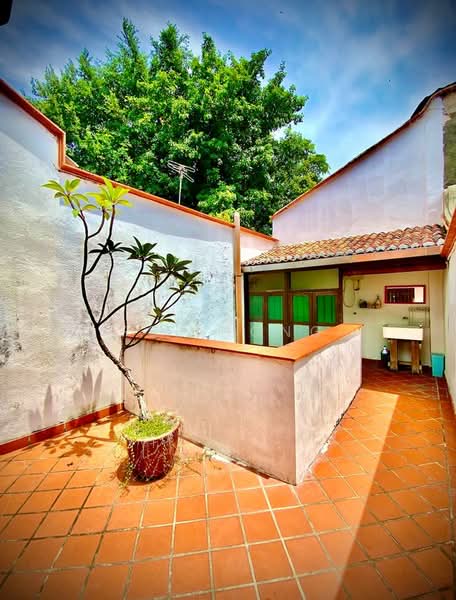 Heritage Shophouse on Toh Aka Lane in George Town untuk Untuk Dijual - RM 2,680,000, Mac 2026 - Exterior - PropertyGuru.com.my