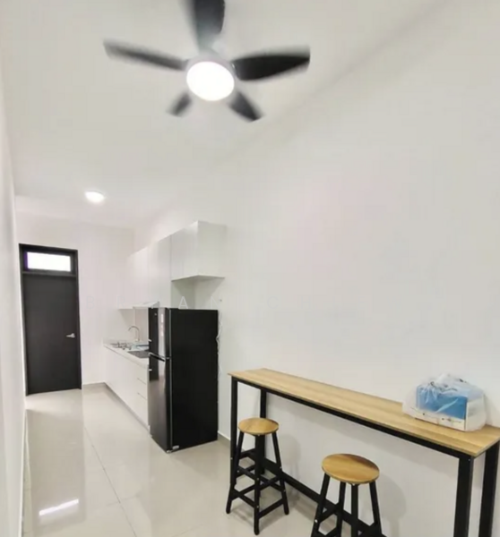 Meldrum Heights (Residensi Meldrum) untuk Untuk Dijual - RM 779,000, Mac 2026 - Kitchen - PropertyGuru.com.my