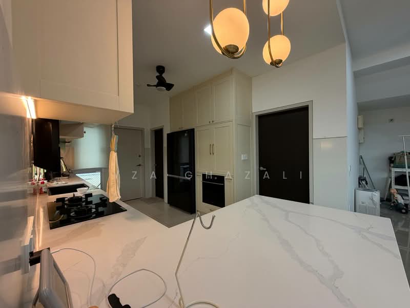 Serenia Arina 2 untuk Untuk Dijual - RM 1,200,000, Mac 2026 - Kitchen - PropertyGuru.com.my