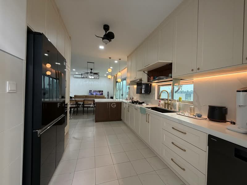 Serenia Arina 2 untuk Untuk Dijual - RM 1,200,000, Mac 2026 - Kitchen - PropertyGuru.com.my