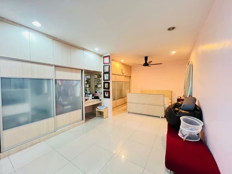 Anggun 2 Residence untuk Untuk Dijual - RM 1,150,000, Mac 2026 - Bedroom - PropertyGuru.com.my