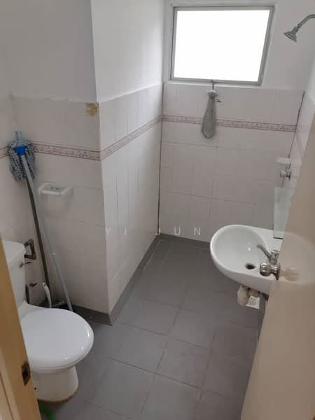 Pangsapuri Saraka untuk Untuk Dijual - RM 288,000, Mac 2026 - Bathroom - PropertyGuru.com.my