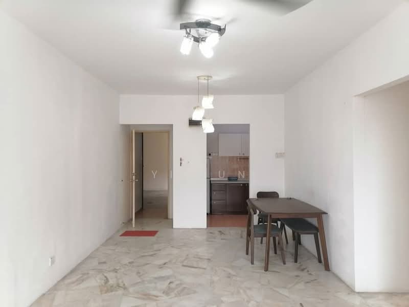 Pangsapuri Saraka untuk Untuk Dijual - RM 288,000, Mac 2026 - Living Room - PropertyGuru.com.my