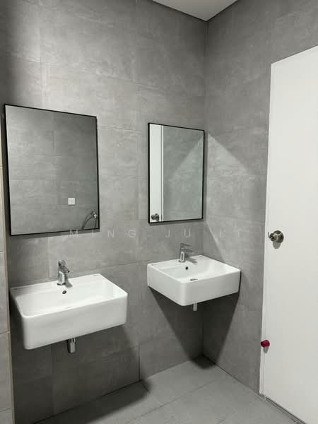 Cubic Botanical untuk Untuk Disewa - RM 1,899 /bulan, Mac 2026 - Bathroom - PropertyGuru.com.my