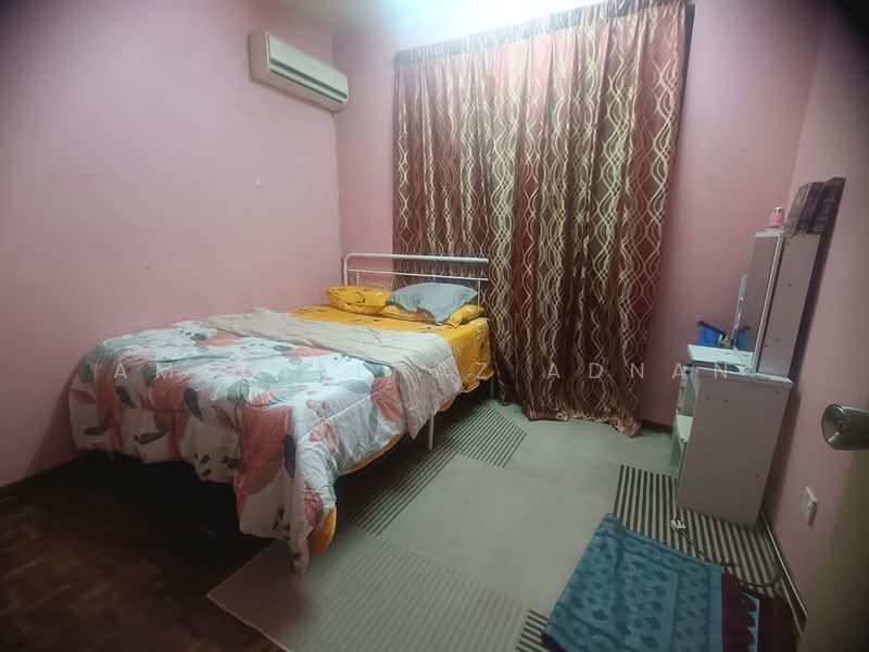 Apartment for Rent at Pangsapuri Sri Baiduri - Amru Alhaz Adnan - Bedroom - PropertyGuru.com.my