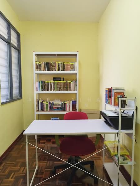 Apartment for Rent at Pangsapuri Sri Baiduri - Amru Alhaz Adnan - Study - PropertyGuru.com.my