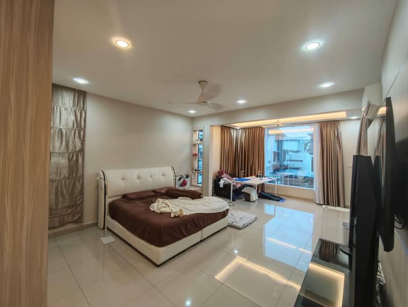 Phase 12A @ Precinct 12 Desa Tebrau untuk Untuk Dijual - RM 1,700,000, Mac 2026 - Bedroom - PropertyGuru.com.my