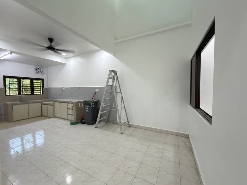 Untuk Dijual - Jalan Anggerik Johor Jaya Single Storey