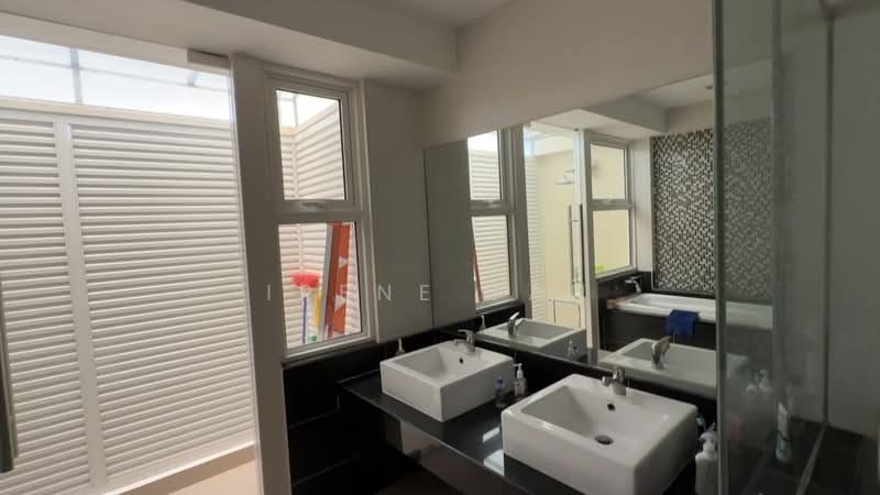 Bungalow for Sale in Puchong (Selangor) - Irene Tan - Bathroom - PropertyGuru.com.my