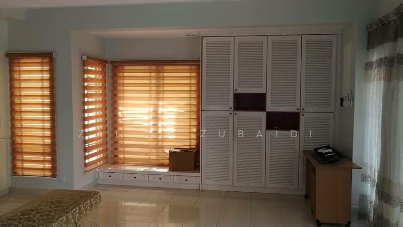 2-storey Terraced House for Sale in Denai Alam (Shah Alam) - Zalina Zubaidi - Living Room - PropertyGuru.com.my