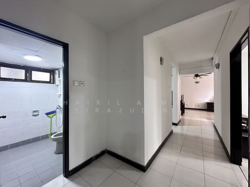 Condominium for Rent at Vista Kiara - Khairil Anwar Sirajudin - Bathroom - PropertyGuru.com.my