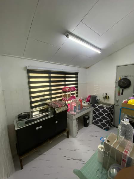 1-storey Terraced House for Sale in Taman Jati (Rawang) - Elwin Mah - Kitchen - PropertyGuru.com.my