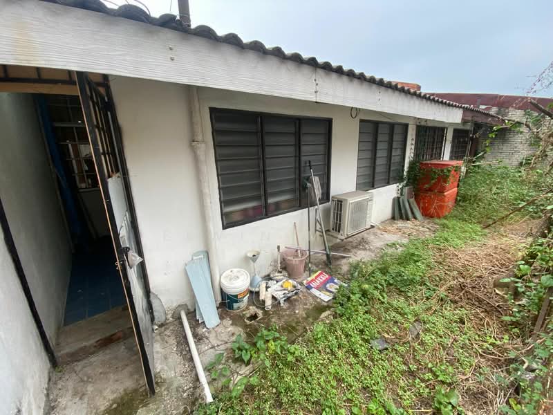 1-storey Terraced House for Sale in Taman Jati (Rawang) - Elwin Mah - Exterior - PropertyGuru.com.my