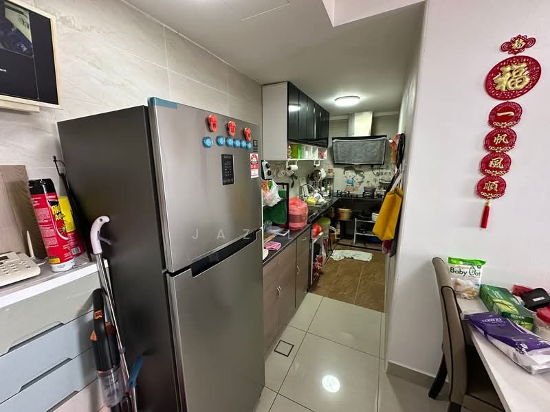 Shop for Sale in Taman Adda Heights (Tebrau) - Jaz Lee - Kitchen - PropertyGuru.com.my