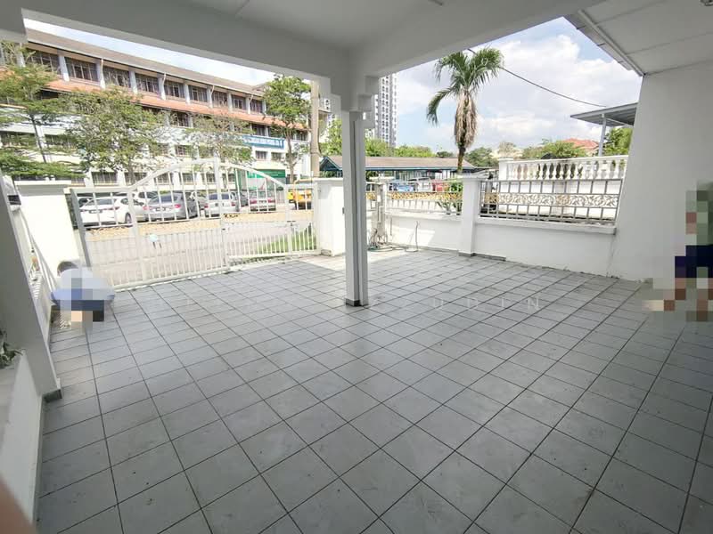 2-storey Terraced House for Sale in BANDAR PUCHONG JAYA (Puchong) - HELMY IZZUDIN - Exterior - PropertyGuru.com.my