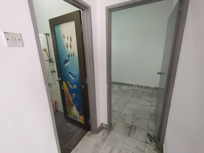2-storey Terraced House for Sale in BANDAR PUCHONG JAYA (Puchong) - HELMY IZZUDIN - Bathroom - PropertyGuru.com.my