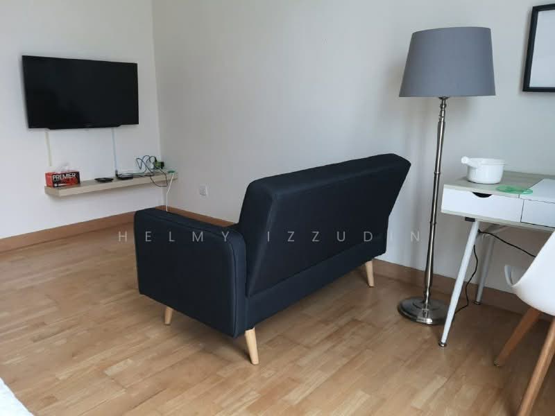 3-storey Terraced House for Sale in D'Island (Puchong) - HELMY IZZUDIN - Living Room - PropertyGuru.com.my