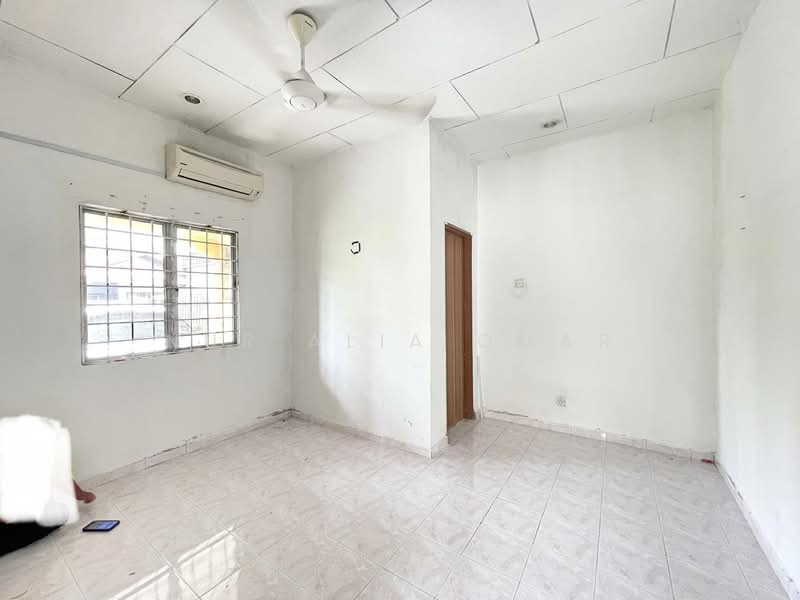 Semi-Detached House for Sale in Klang (Selangor) - Nur Alia Omar - Interior - PropertyGuru.com.my