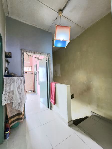2-storey Terraced House for Sale in Ampang Jaya (Ampang) - Ahnesh Vijay - Corridor - PropertyGuru.com.my