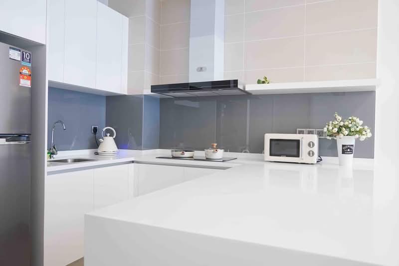 Service Residence for Sale at The Park 2 - Jane Shoo - Kitchen - PropertyGuru.com.my