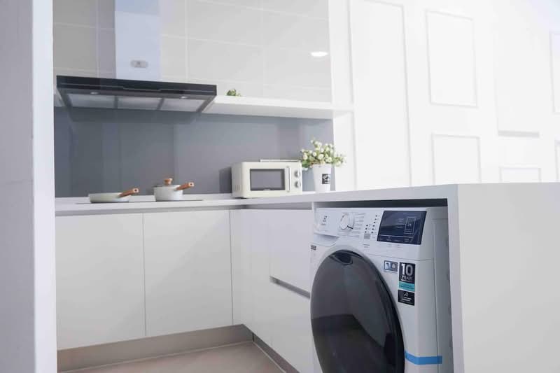 Service Residence for Sale at The Park 2 - Jane Shoo - Kitchen - PropertyGuru.com.my