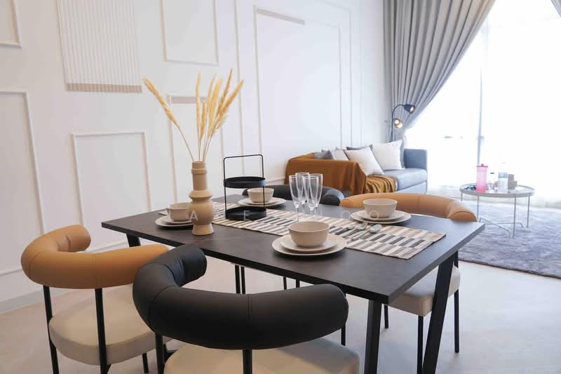 Service Residence for Sale at The Park 2 - Jane Shoo - Dining Room - PropertyGuru.com.my