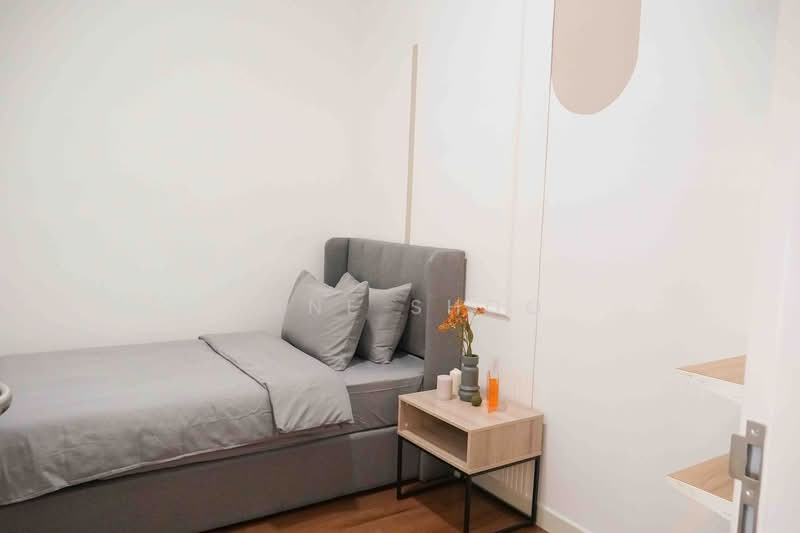 Service Residence for Sale at The Park 2 - Jane Shoo - Bedroom - PropertyGuru.com.my