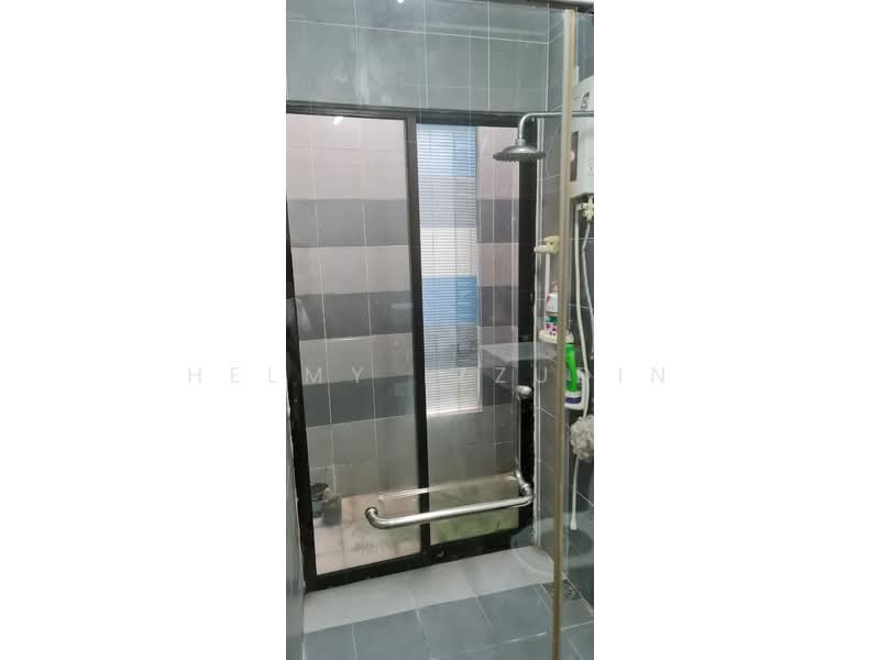 2.5-storey Terraced House for Sale in Puchong (Selangor) - HELMY IZZUDIN - PropertyGuru.com.my