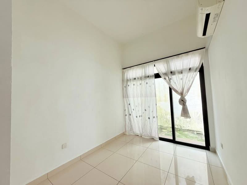 Cluster House for Sale in Skudai (Johor) - Jordan . - Interior - PropertyGuru.com.my