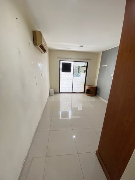 For Sale - The Gardens @ Polo Park